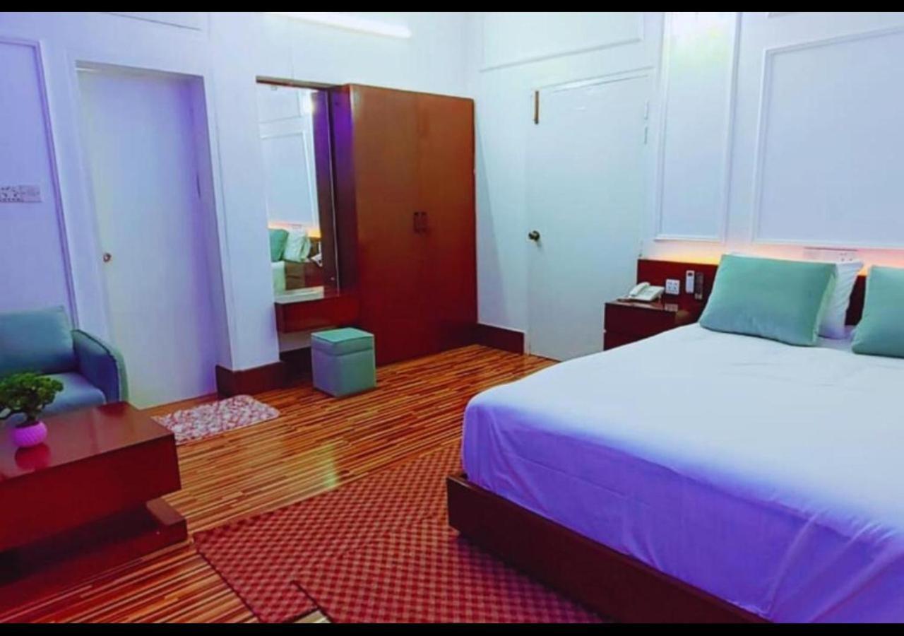 Rezala Restaurant And Residence ダッカ エクステリア 写真
